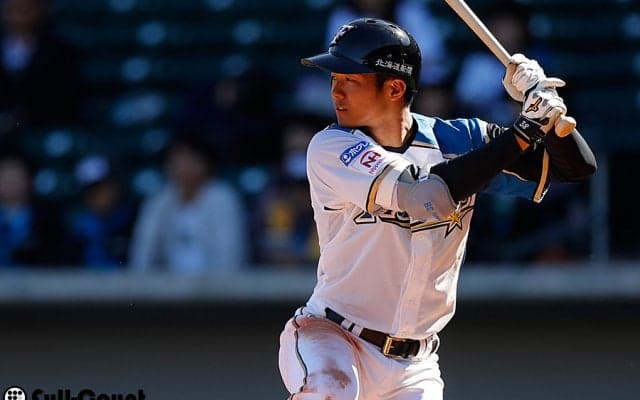 初猛打賞＆2打点-日ハムルーキーの“再浮上”を呼んだ首位打者・近藤の助言