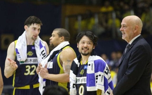 気力体力ともに限界を超えたラスト2秒、栃木ブレックスの強さを象徴するプレーが飛び出しシーホース三河を逆転で下す