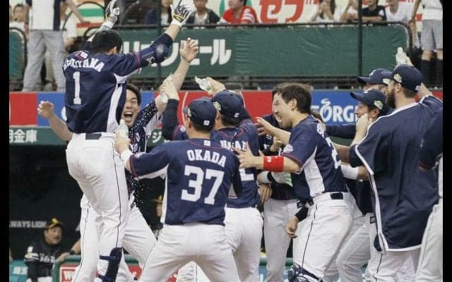 栗山がサヨナラ弾！埼玉西武が乱打戦を劇的な形で制す！