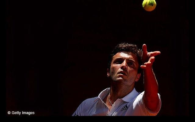 シモンがメドベデフを2時間かけて破り、2回戦に進出 [リヨン・オープン]