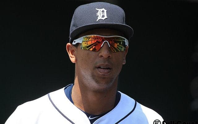 投手転向からわずか2か月…元メジャー外野手が“デビュー戦”初球で159キロ