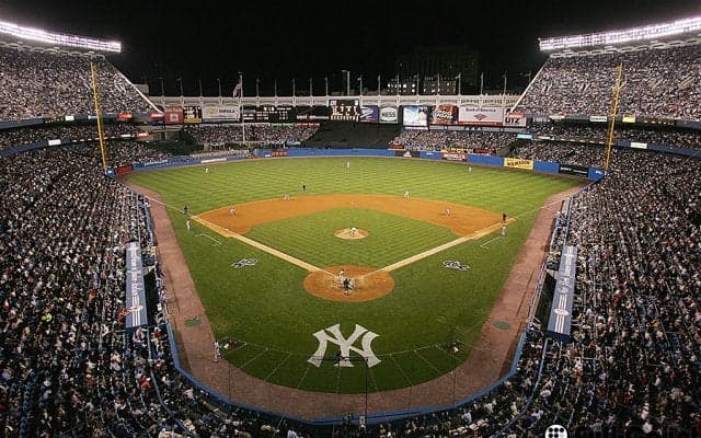 ヤンキースが試合前に英国国歌演奏、マンチェスターのテロ犠牲者に黙とう