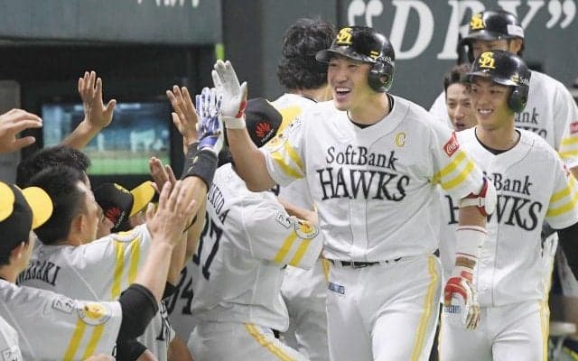 4発10得点！福岡ソフトバンクがお得意の鴎狩り！