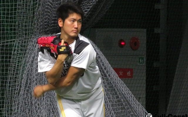 プロ5年目の1軍初登板、ホークス笠原がホロ苦デビューの中で得たモノ