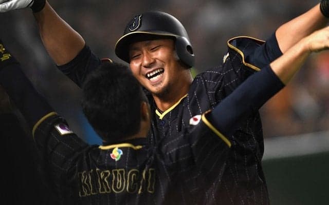 中田翔、包帯グルグル巻きで‘ミイラ男’に？…杉谷拳士が笑っちゃダメだけど「爆笑」