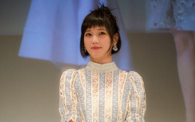 本田翼「とんでもない写真が」…恐怖の顔交換写真に反響「有田さん強烈（笑）」