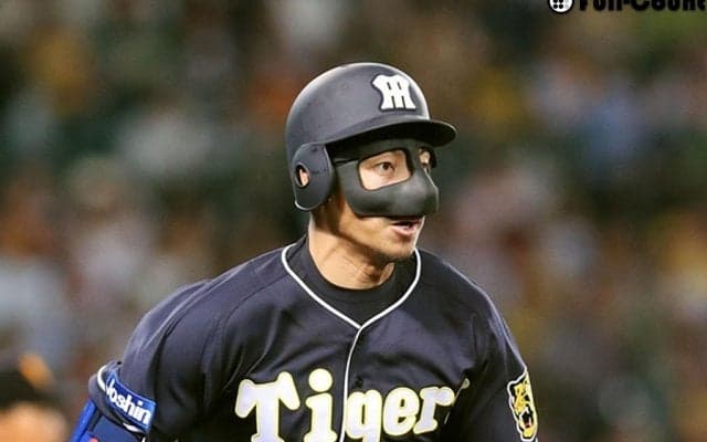 鼻骨骨折でも試合出場　阪神・鳥谷の「鉄人ぶり」が海外でも話題に