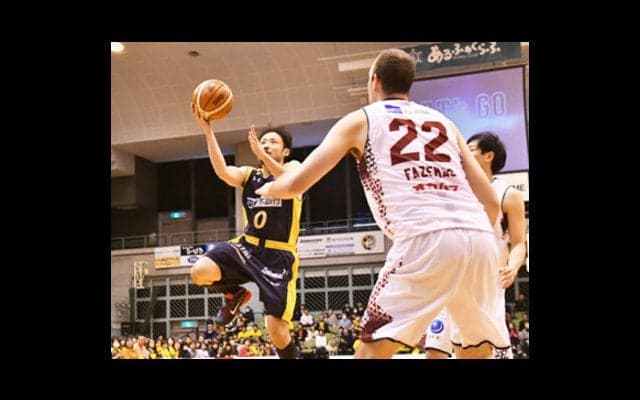 「闘う集団」川崎か、「あきらめない」栃木か。Ｂリーグ初代王者は？