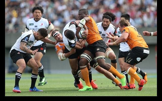  ホームでため息。サンウルブズ、チーターズに自由奪われ大敗。 