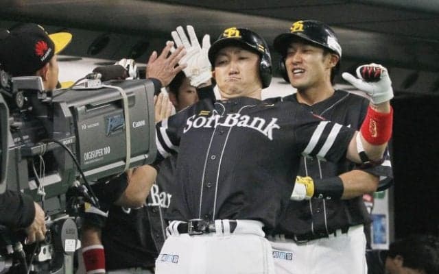 両軍合わせて29安打！松本裕がほろ苦デビューも福岡ソフトバンクが乱打戦を制す！