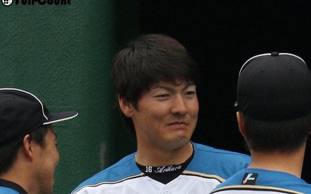 不振のハム有原が2軍降格、奮起促す吉井投手コーチ「試合で軽トラみたい」