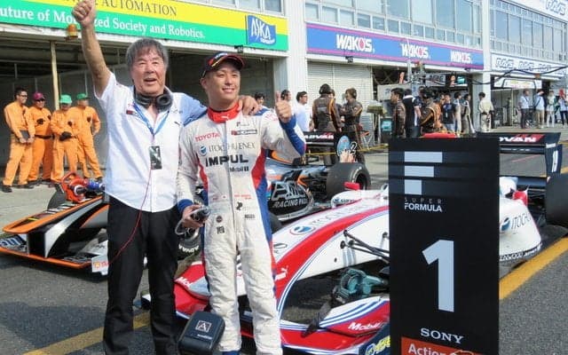 【スーパーフォーミュラ 第2戦】関口雄飛、前日の雪辱果たしてレース2優勝…星野一義監督とともに今季初V