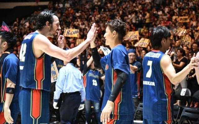 にわかファン時評「彼方からのエアボール」第12回：シーズン最後の「入れ替わらん戦」にガッカリする野次馬の身勝手