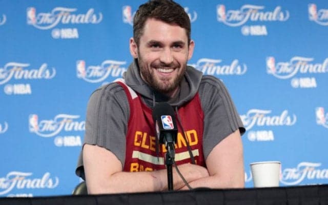 いよいよ明日開幕のNBAファイナル、グリーンとのマッチアップが注目されるケビン・ラブ「自信を持ってやりたい」