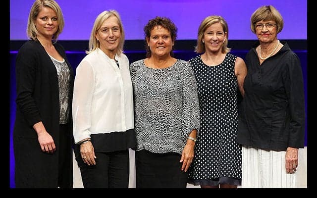 マルチナ・ナブラチロワが「マーガレット・コートは同性愛嫌悪者」と非難