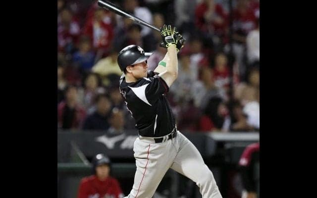 代打ダフィーが決勝打！千葉ロッテが延長12回の激闘を制す！