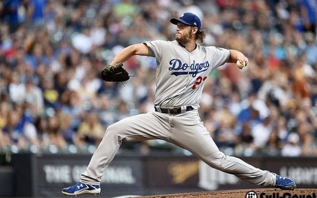 これが最強左腕カーショーの“宝刀”の切れ味　ベース遥か手前でバウンドも…