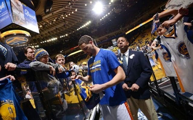 プレーオフ無敗のウォリアーズを成功に導くのはクレイ・トンプソンがサインした『ラッキー・トースター』だった!?