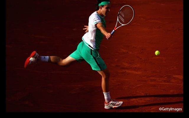 ティームがゼバロスを破り、4試合連続ストレート勝利で準々決勝へ [全仏オープン]