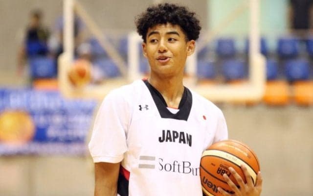 ワールドカップに向けた『秘密兵器』、U-19日本代表に加わった榎本新作はギャレットに似た大型技巧派ガード