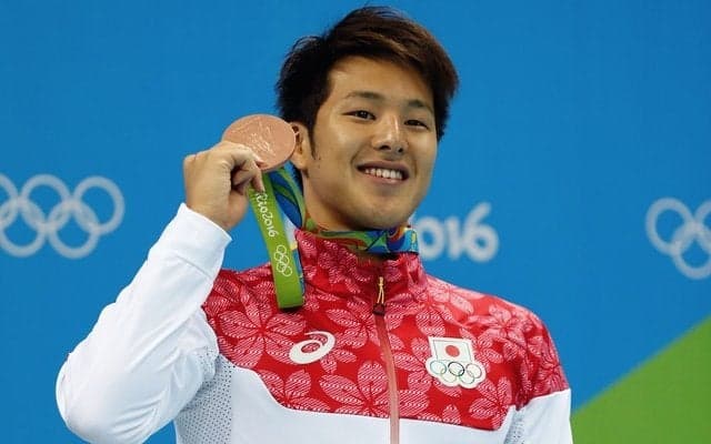 競泳・瀬戸大也、バドミントン・奥原希望とラリー対決「他競技を体験するのは刺激」