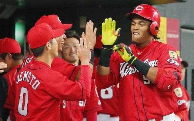 バティスタ2発！広島東洋が15安打で快勝！