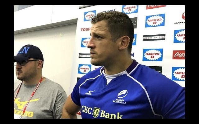  「タフな戦いになるが、やるのみ」。ルーマニア代表、汗だくで結束を誓う。 