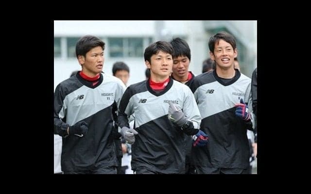 泥臭く走るしかない！「レベルが低い」今季の東福岡が目指すサッカー
