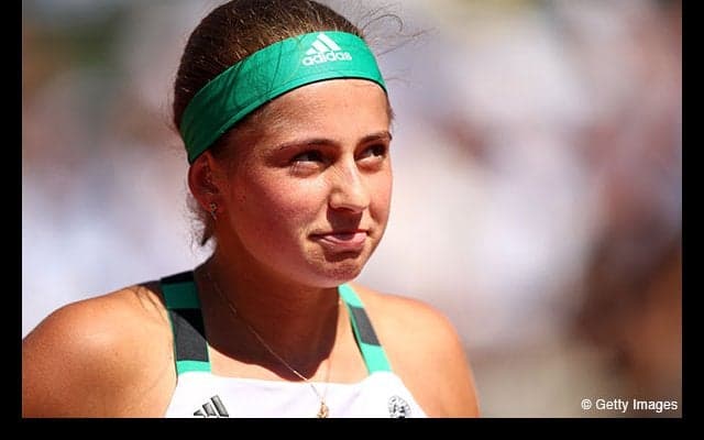 どこからともなく現れたオスタペンコ、彼女は「速く打ち、速く歩き、速く話す」 [全仏オープン]