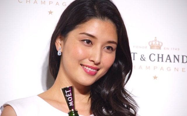 橋本マナミ、「今日も濡れてます」…びちょびちょのセクシー動画に反響「天使！」