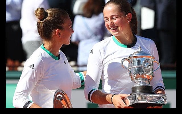 20歳の新星オスタペンコが初優勝、その力は本物か [全仏オープン]