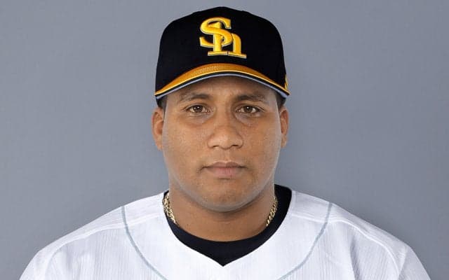 12日の公示　巨人がクルーズら3選手、ソフトBがデスパイネら3選手を抹消