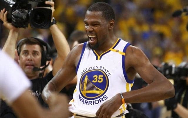 ウォリアーズがNBAファイナルを制し王座奪回、ファイナルMVPのケビン・デュラント「僕はレブロンしか見ていなかった」