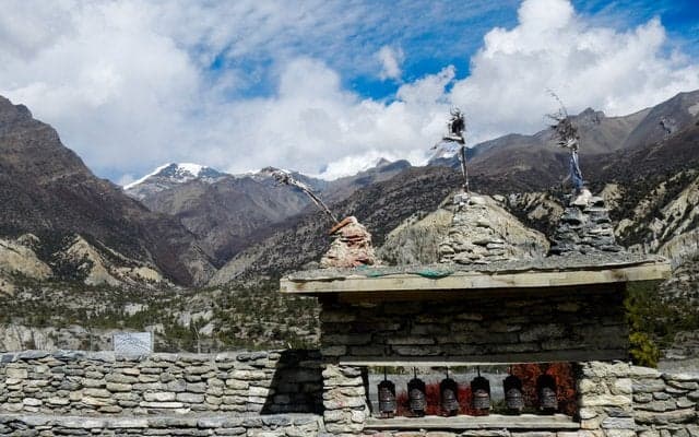 標高3540mの村で「エベレスト」の鑑賞会…ネパール・トレッキング Day7