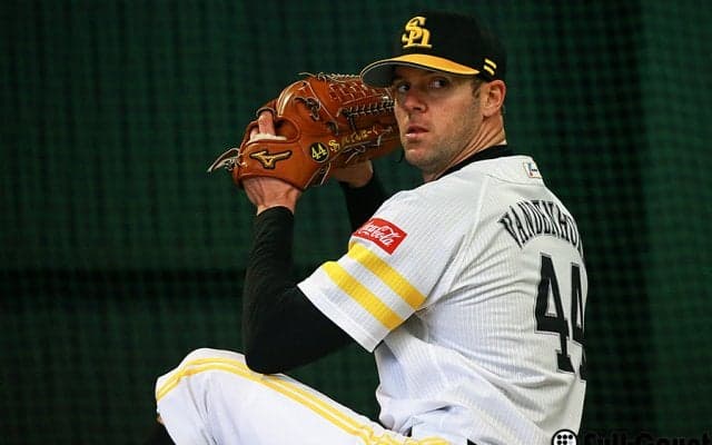 どこかおかしい、ソフトBバンデンハーク　佐藤投手コーチが明かした要因