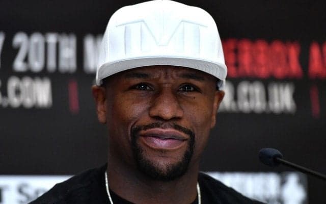 メイウェザー対マクレガーが正式決定…ボクシングと総合格闘技の王者が対決