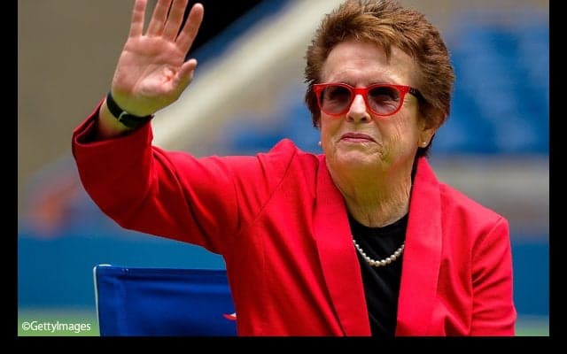 女子テニス界の偉人ビリー ジーン・キングがノースウェスタン大学でスピーチ