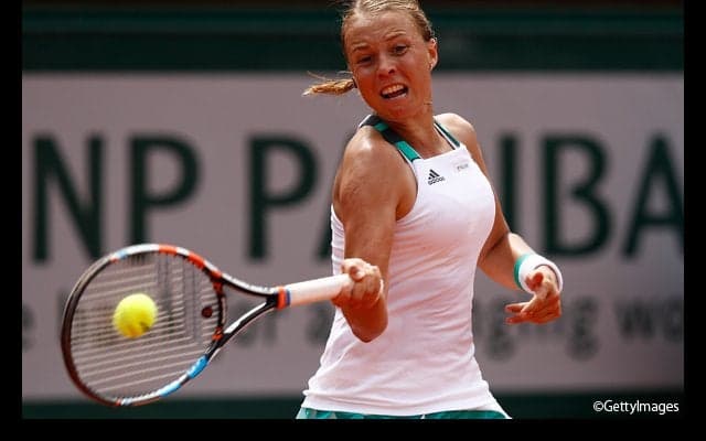 21歳のコンタベイトが20歳のビクトリアンセワを下してWTAツアー初優勝 [リコー・オープン]