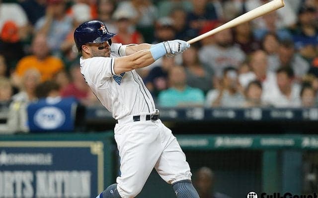 “小さな巨人”が地上10階級アーチ　驚異の“ムーンショット”に本拠地騒然