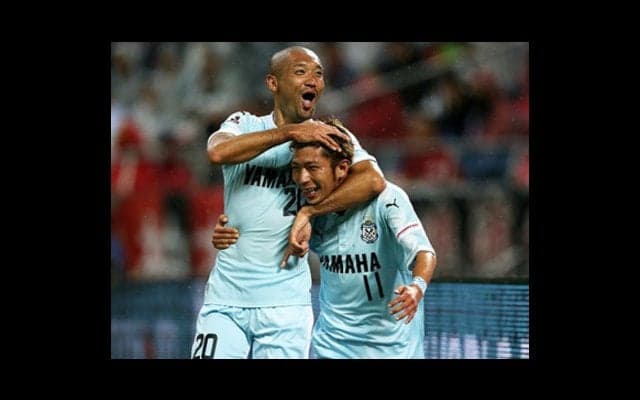 ジュビロがアウェーでレッズ撃破。１年前とは全然違う「攻撃的守備」