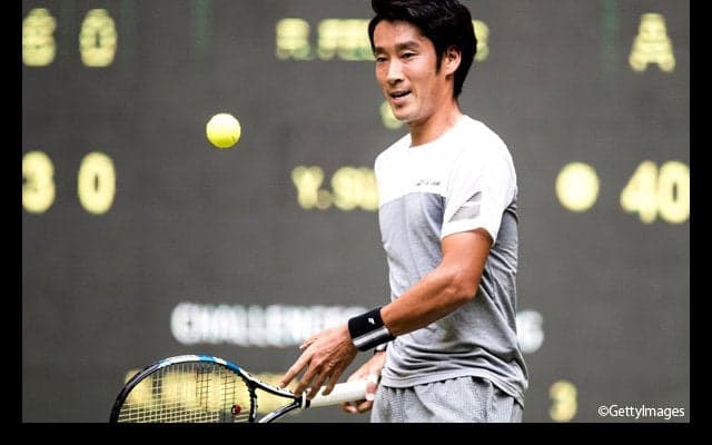 ラッキールーザーの杉田祐一はフェデラーに敗れて本戦勝利ならず [ゲリー・ウェバー・オープン]