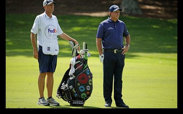 P.ミケルソン、専属キャディとお別れ　J.ラームと組む？