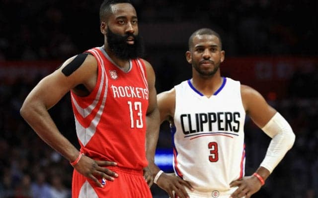 「優勝するには『スーパーチーム』が必要」という流れに歯止めをかけるサラリーキャップ減額案に、頭を抱える各クラブ