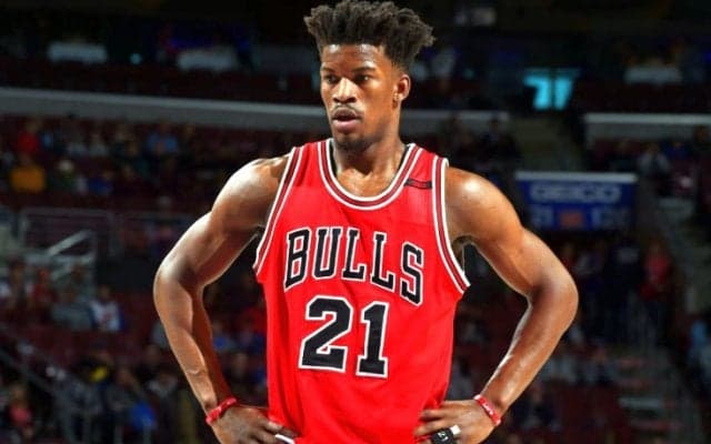 混迷極めるブルズ、交換条件が釣り合わないことを承知でエースのジミー・バトラーをウルブズに放出、ウェイドも退団へ傾く