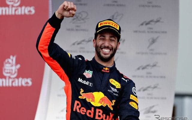 【F1 アゼルバイジャンGP】リチャルドが今季初優勝、スタートからアクシデント続出で波乱のレースに