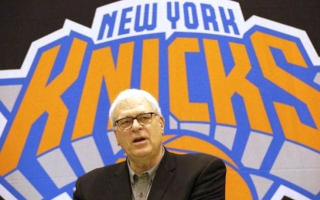 混迷のニックス、若きエースと対立していた球団社長のフィル・ジャクソンを解任