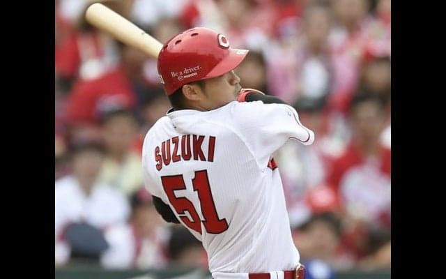 4番の証！広島東洋の鈴木が逆転16号3ラン！