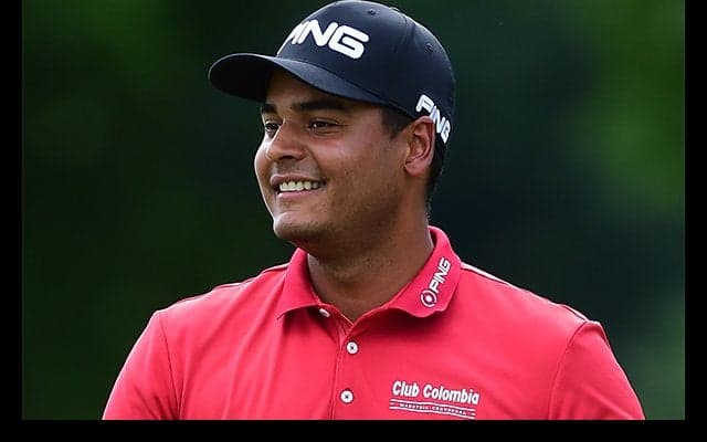 コロンビアのS.ムニョスが首位　P.ミケルソンは16位タイ