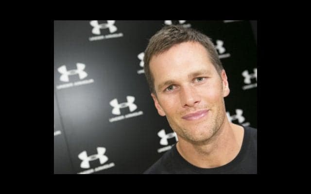 伝説のQBブレイディは超越ストイック。「寝るときは必ず20.5度」