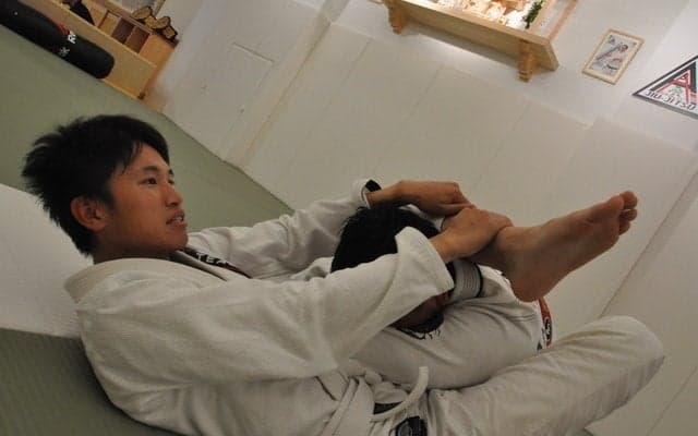 芸能人もハマっていると今話題の“柔術”を体験してみた